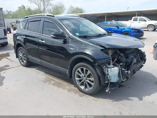 JTMDJREV3JD222419 2018 TOYOTA RAV 4 - Image 1