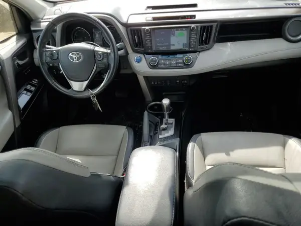 JTMDJREV3JD238989 2018 TOYOTA RAV 4 - Image 8