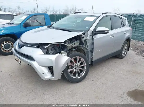 JTMDJREV4GD048997 2016 TOYOTA RAV 4 - Image 2