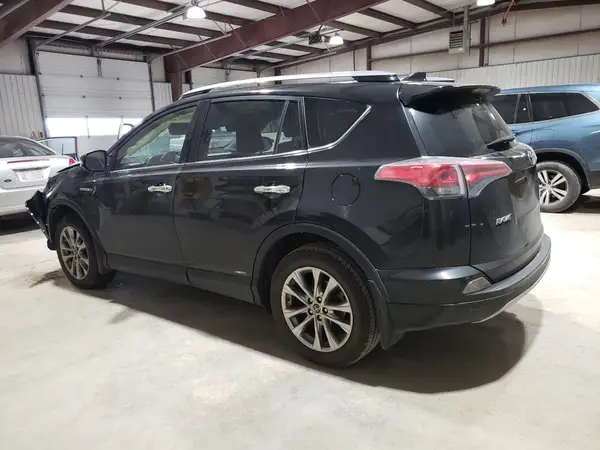 JTMDJREV4HD099689 2017 TOYOTA RAV 4 - Image 2