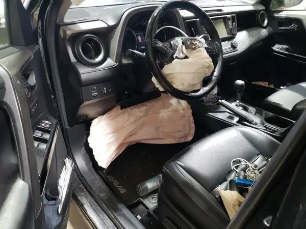 JTMDJREV4HD099689 2017 TOYOTA RAV 4 - Image 8