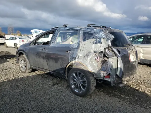 JTMDJREV4HD104762 2017 TOYOTA RAV 4 - Image 2
