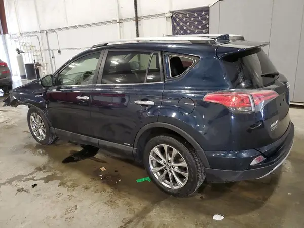 JTMDJREV4HD127507 2017 TOYOTA RAV 4 - Image 2