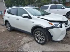 JTMDJREV5HD060643 2017 TOYOTA RAV 4