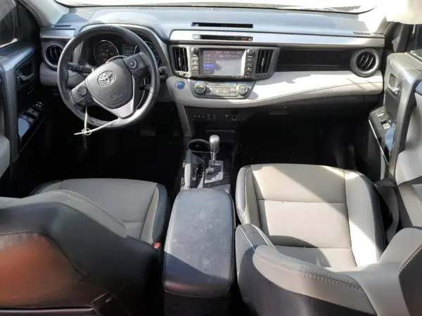 JTMDJREV5HD112708 2017 TOYOTA RAV 4 - Image 8