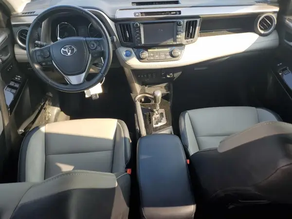 JTMDJREV5HD117777 2017 TOYOTA RAV 4 - Image 8