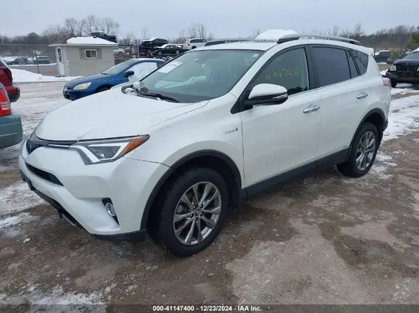 JTMDJREV5HD145305 2017 TOYOTA RAV 4 - Image 2