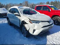 JTMDJREV5JD197118 2018 TOYOTA RAV 4