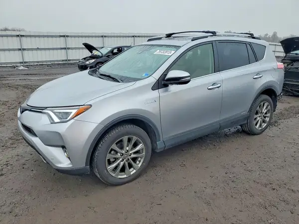 JTMDJREV5JD253221 2018 TOYOTA RAV 4 - Image 1
