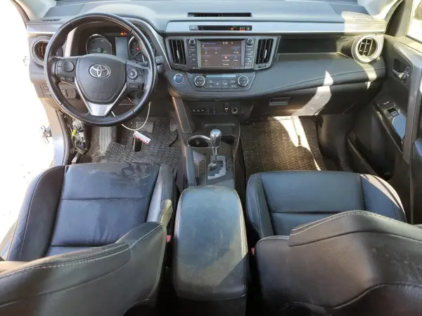 JTMDJREV6HD084613 2017 TOYOTA RAV 4 - Image 8