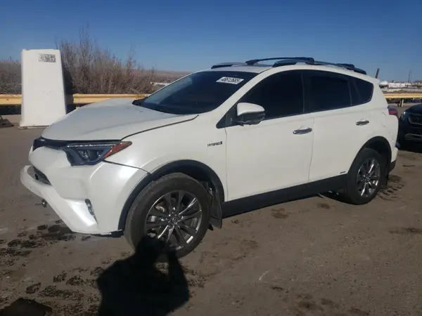 JTMDJREV6HD093750 2017 TOYOTA RAV 4 - Image 1