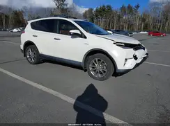 JTMDJREV6HD102219 2017 TOYOTA RAV 4