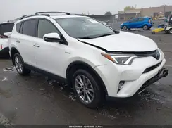 JTMDJREV6HD117965 2017 TOYOTA RAV 4