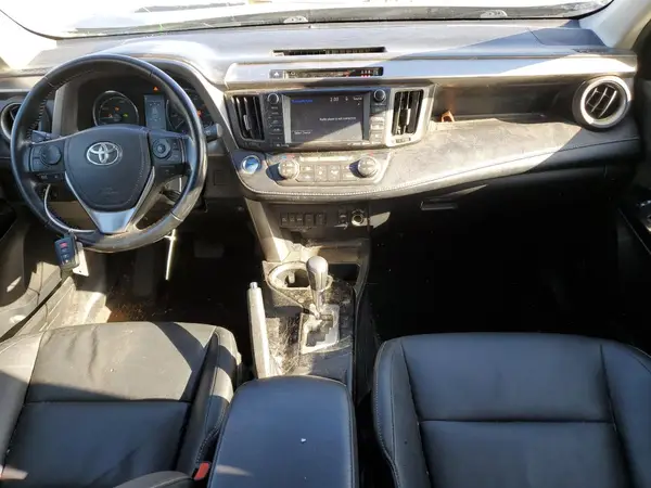 JTMDJREV6HD149993 2017 TOYOTA RAV 4 - Image 8