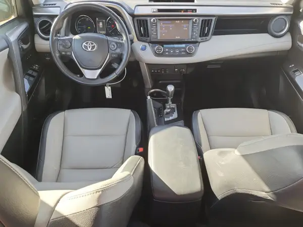 JTMDJREV6HD150464 2017 TOYOTA RAV 4 - Image 8