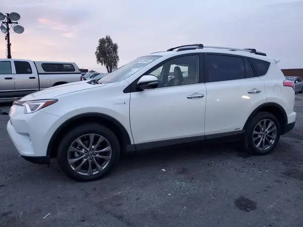 JTMDJREV6JD231535 2018 TOYOTA RAV 4 - Image 1