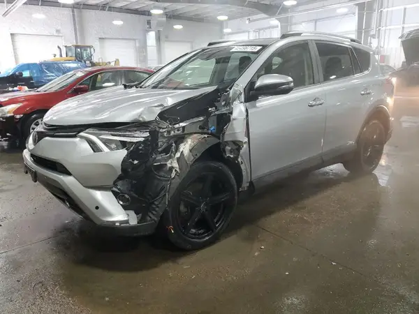 JTMDJREV7HD138808 2017 TOYOTA RAV 4 - Image 1