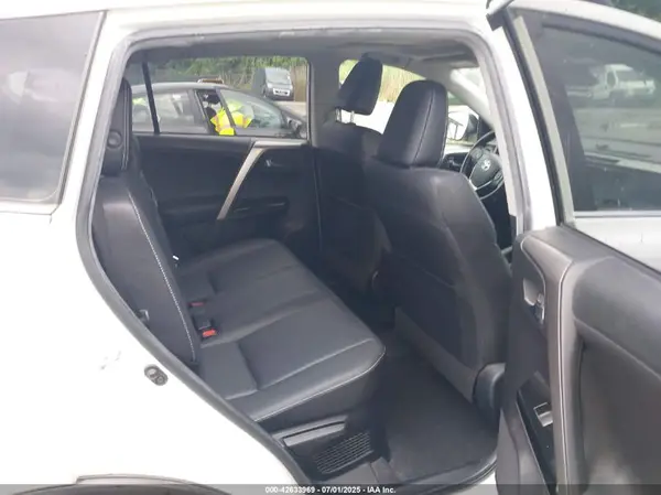 JTMDJREV8GD058416 2016 TOYOTA RAV 4 - Image 8