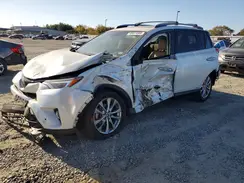 JTMDJREV8HD060426 2017 TOYOTA RAV 4