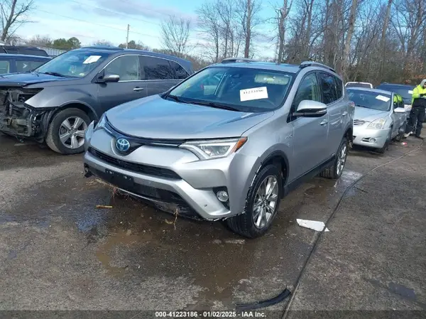 JTMDJREV8HD087481 2017 TOYOTA RAV 4 - Image 2