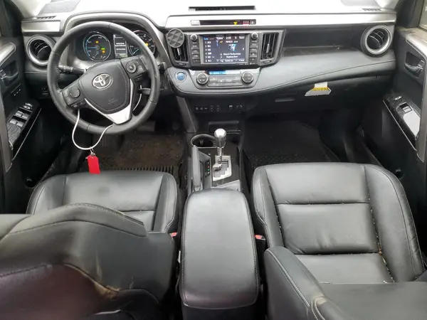 JTMDJREV8HD143676 2017 TOYOTA RAV 4 - Image 8