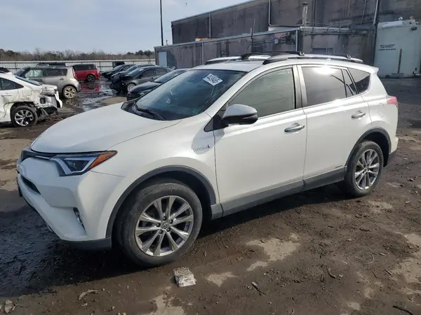 JTMDJREV8HD151230 2017 TOYOTA RAV 4 - Image 1