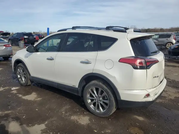 JTMDJREV8HD151230 2017 TOYOTA RAV 4 - Image 2