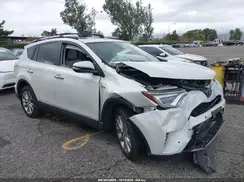 JTMDJREV8JD174688 2018 TOYOTA RAV 4