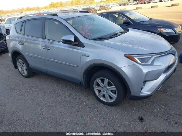 JTMDJREV9GD009323 2016 TOYOTA RAV 4 - Image 1