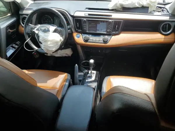 JTMDJREV9GD027207 2016 TOYOTA RAV 4 - Image 8