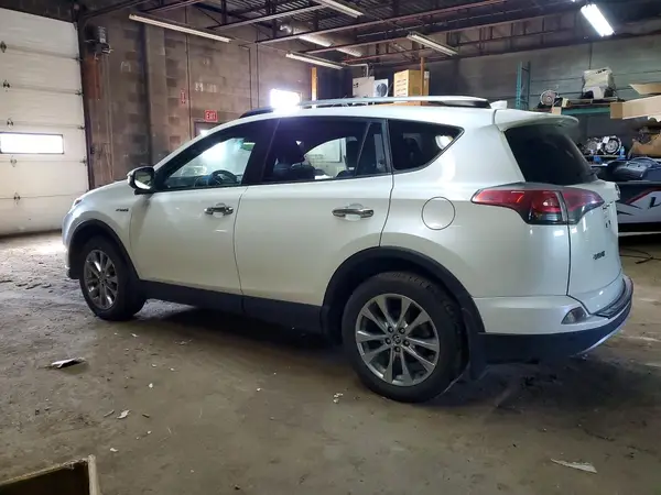 JTMDJREV9HD087568 2017 TOYOTA RAV 4 - Image 2