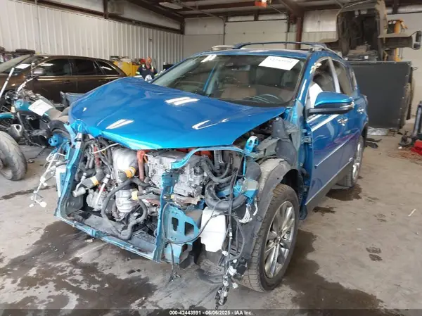 JTMDJREV9HD098506 2017 TOYOTA RAV 4 - Image 2