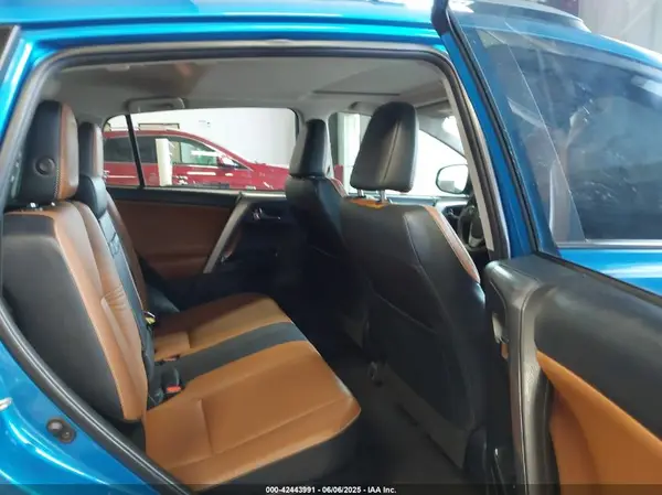 JTMDJREV9HD098506 2017 TOYOTA RAV 4 - Image 8