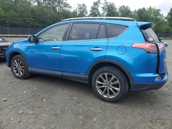 JTMDJREV9JD177177 2018 TOYOTA RAV 4 - Image 2