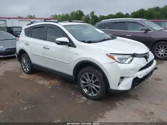 JTMDJREV9JD195209 2018 TOYOTA RAV 4