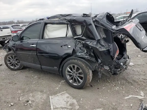 JTMDJREV9JD223624 2018 TOYOTA RAV 4 - Image 2