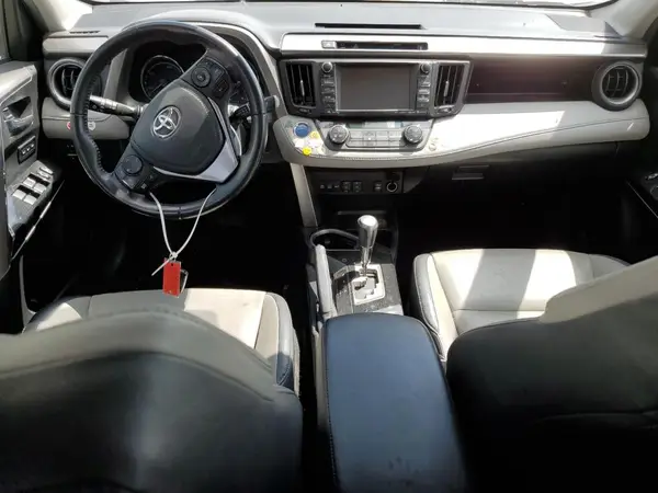 JTMDJREVXGD054156 2016 TOYOTA RAV 4 - Image 8