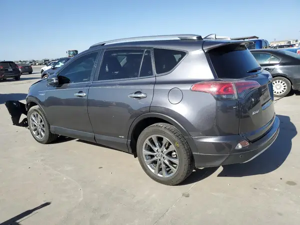 JTMDJREVXHD107732 2017 TOYOTA RAV 4 - Image 2