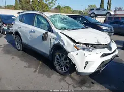 JTMDJREVXHD138320 2017 TOYOTA RAV 4