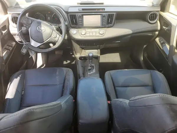 JTMDJREVXJD169931 2018 TOYOTA RAV 4 - Image 8