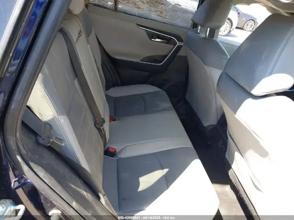 JTMDWRFV1KD014038 2019 TOYOTA RAV 4 - Image 7