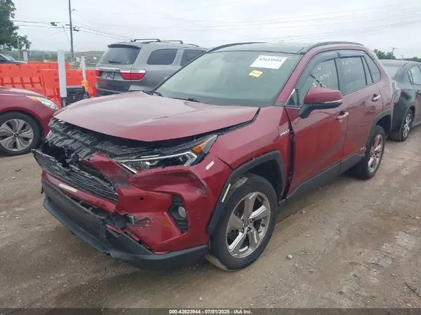 JTMDWRFV1LD550828 2020 TOYOTA RAV 4 - Image 2