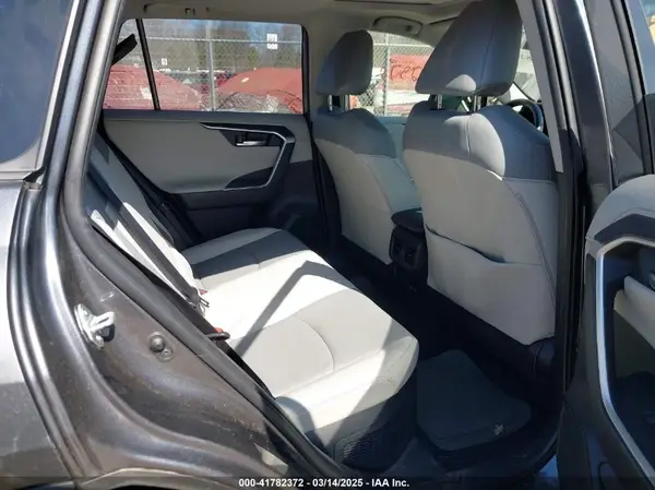JTMDWRFV2KD040194 2019 TOYOTA RAV 4 - Image 8