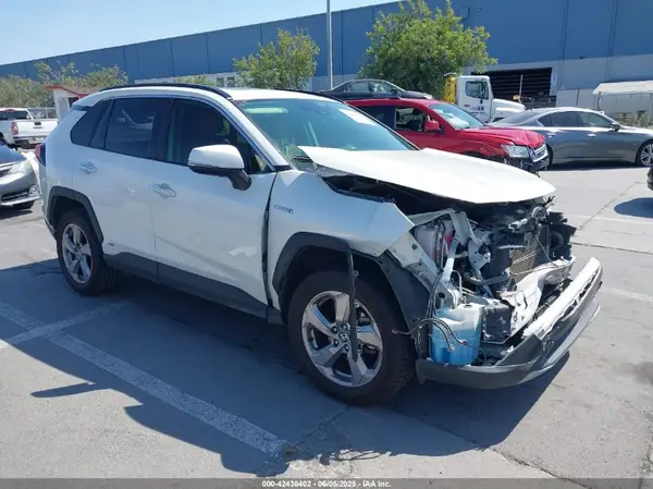 JTMDWRFV2LD057000 2020 TOYOTA RAV 4 - Image 1