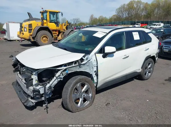 JTMDWRFV5LD065253 2020 TOYOTA RAV 4 - Image 2