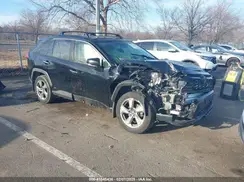 JTMDWRFV6KD029781 2019 TOYOTA RAV 4