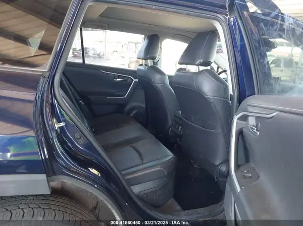 JTMDWRFV8KD511099 2019 TOYOTA RAV 4 - Image 8