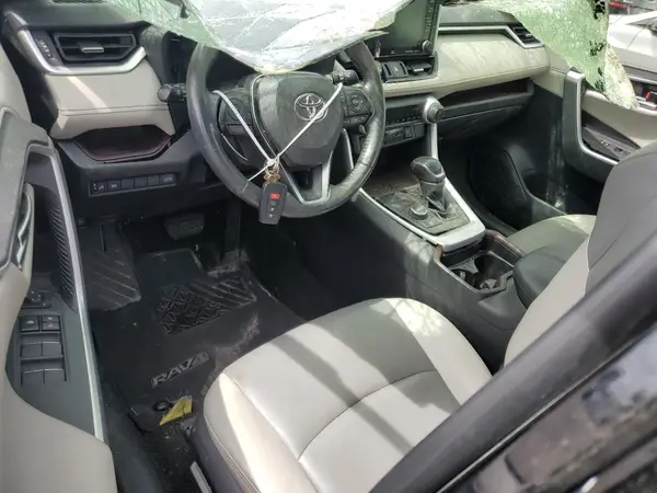 JTMDWRFV9KD016135 2019 TOYOTA RAV 4 - Image 8
