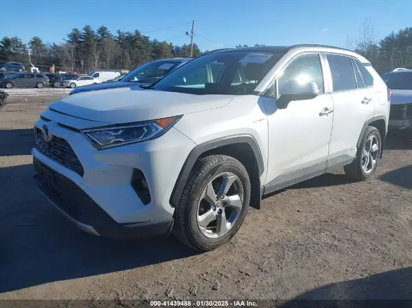 JTMDWRFV9LD535591 2020 TOYOTA RAV 4 - Image 2