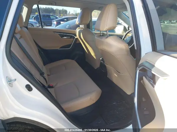 JTMDWRFV9LD535591 2020 TOYOTA RAV 4 - Image 8